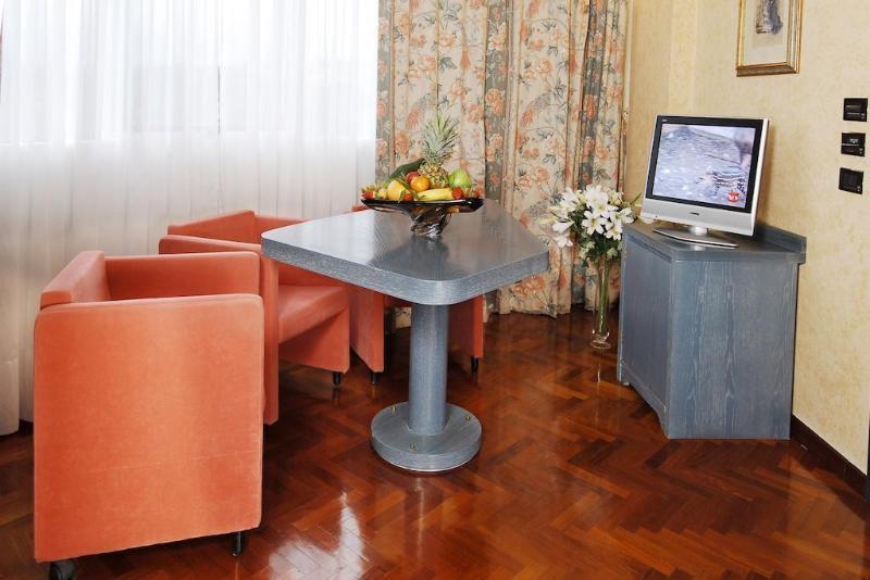 Park Hotel Ripaverde บอร์โก ซาน ลอเรนโซ ภายนอก รูปภาพ
