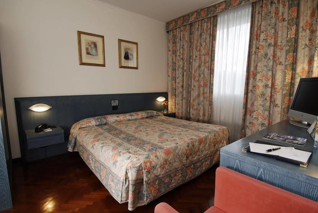 Park Hotel Ripaverde บอร์โก ซาน ลอเรนโซ ภายนอก รูปภาพ