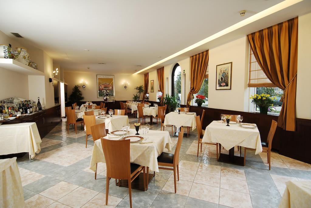 Park Hotel Ripaverde บอร์โก ซาน ลอเรนโซ ภายนอก รูปภาพ